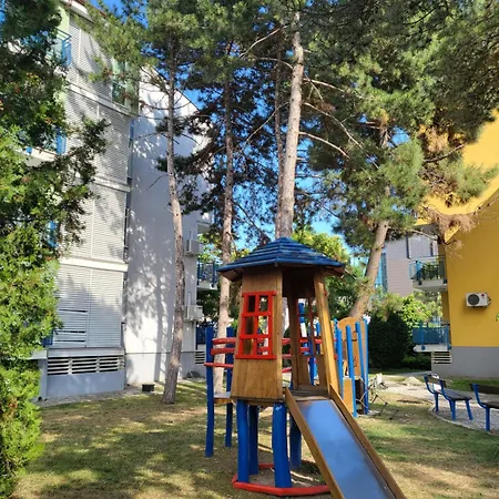 до плажа в 아파트
